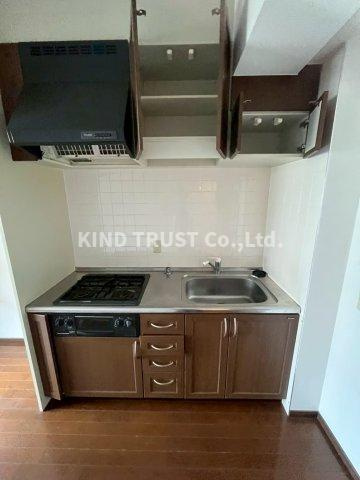 ドムス東梅田のキッチン|きれいなキッチンです