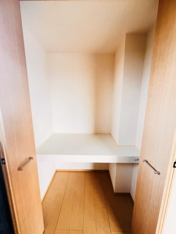 バッキンガムパレスの収納|洋室の収納です