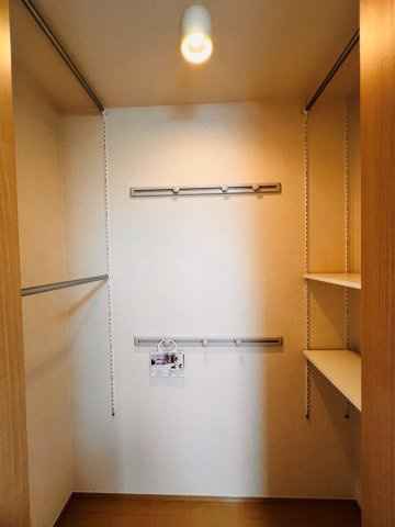 バッキンガムパレスの収納|ウォークインクローゼットです