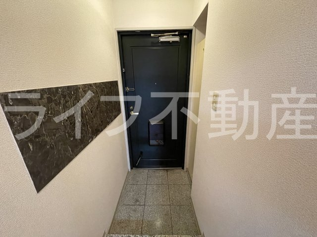 グランメゾンの玄関|収納スペース豊富です