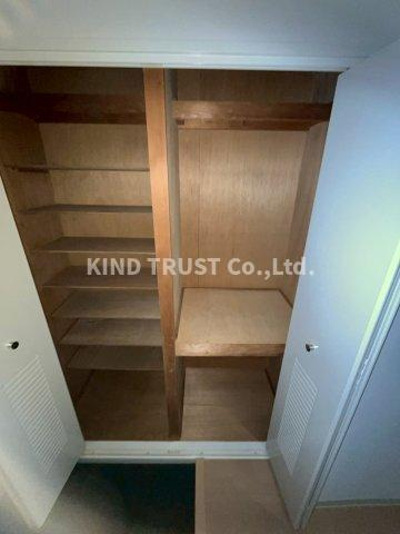 さざなみプラザ第6 32号棟の収納|大きなスペースがあり、収納には困りません