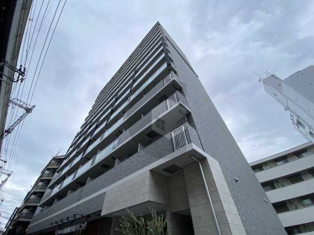 東大阪市足代新町の賃貸マンションの外観