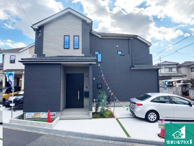 加古川市野口町古大内　新築一戸建ての外観|周辺は落ち着いた街並みの住宅地！子育てがしやすい住環境です！まだ未完成ですが、現地でしかわからない事もございます。是非一度ご覧ください。