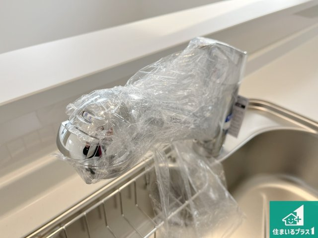 加古川市野口町古大内　新築一戸建ての設備|浄水器を内蔵！炊飯時、お茶を作る時に安心してお水を使えます！お湯と冷水、浄水と原水、シャワーの切替えもワンタッチです！