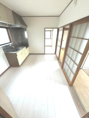 サンハイツの居間・リビング