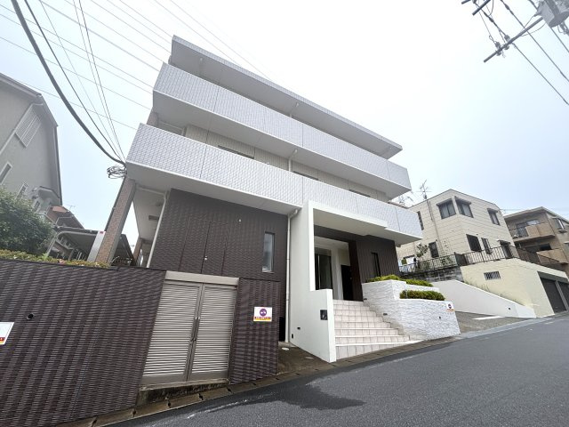 レジデンシア鷺沼の外観