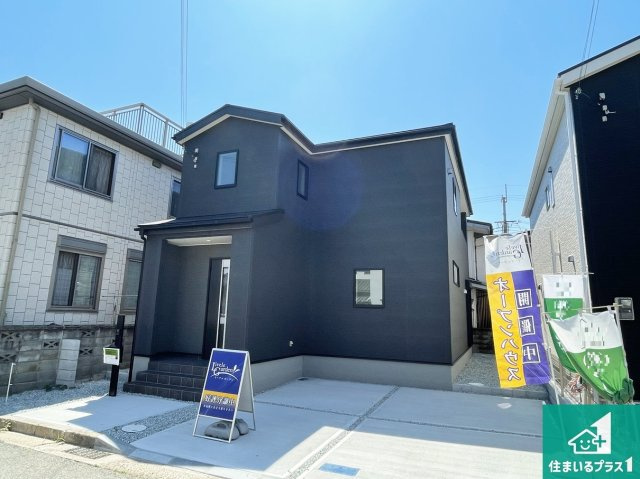 加古川市東神吉町神吉　第9期　新築一戸建ての外観|周辺は落ち着いた街並みの住宅地！子育てがしやすい住環境です！まだ未完成ですが、現地でしかわからない事もございます。是非一度ご覧ください。