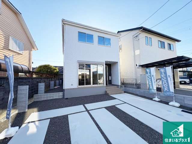 京都市西京区大原野上里紅葉町　第1期　新築一戸建ての駐車場|駐車スペース！散水栓があるので、こまめに愛車を洗えます！