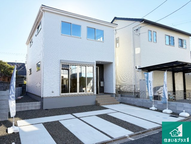 京都市西京区大原野上里紅葉町　第1期　新築一戸建ての外観|お客様に長く安心して住んでいだだける事にこだわった家づくり！住んでからのアフターサービスにもしっかりと取り組んでいます！