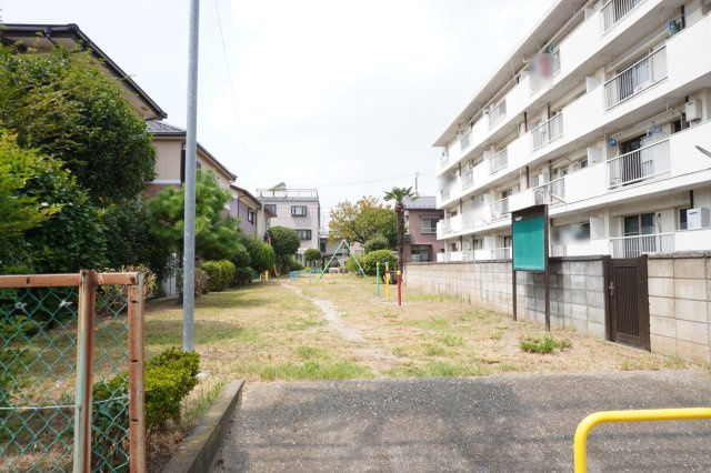 越谷団地の周辺