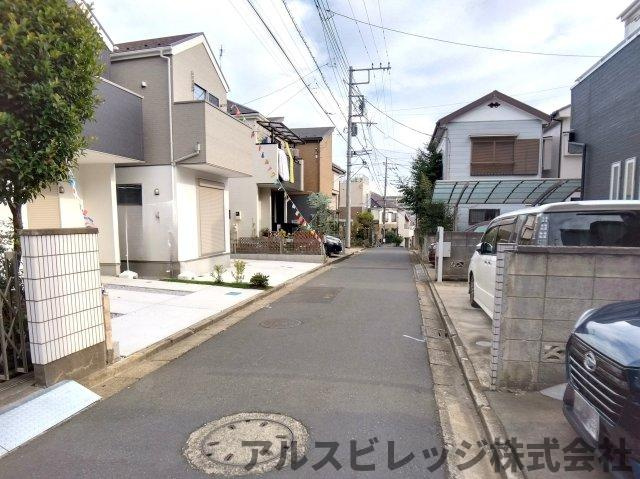 新築／ふじみ野市鶴ヶ舞2期　全2棟の前面道路含む現地写真