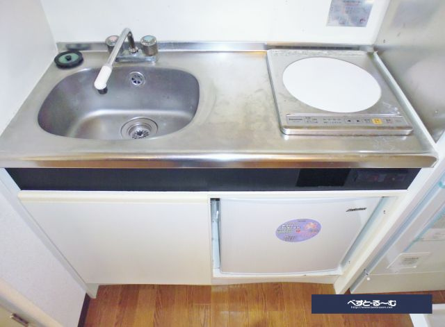 ヴェルビュ桜町のキッチン