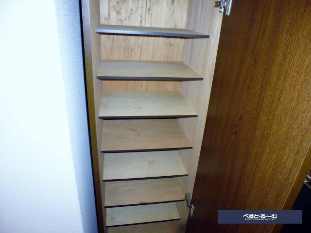 ヴェルビュ桜町の収納|シューズボックス