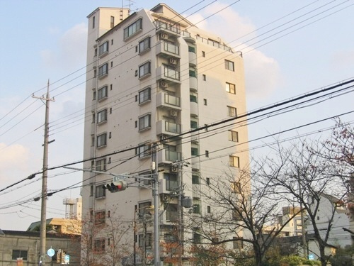 ヴェルビュ桜町