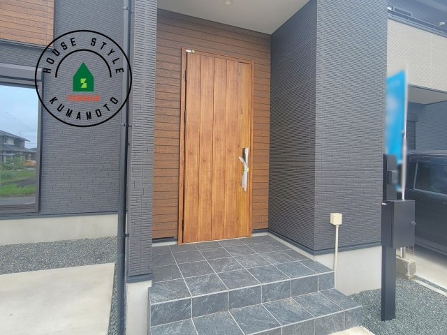 熊本市東区若葉6丁目第2-4棟（2号棟）　の外観：施工例|おでかけの時も帰った時も、「我が家」を最初に感じでもらえる素敵な空間に。