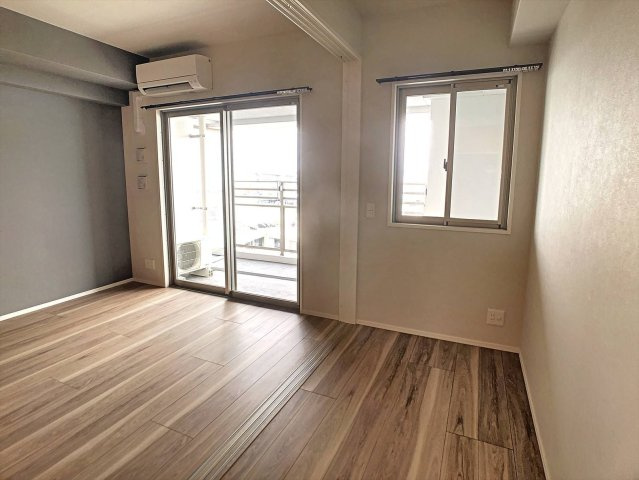 モントーレセントラルベイプレイスの居間・リビング