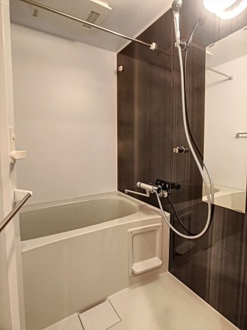 モントーレセントラルベイプレイスの浴室