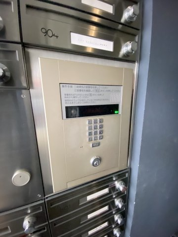 ミッドスクエア難波のエントランス