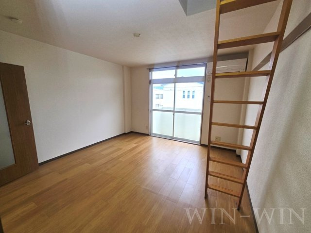 ウィングコート ベイロード 2の寝室