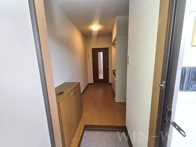 ウィングコート ベイロード 2の玄関