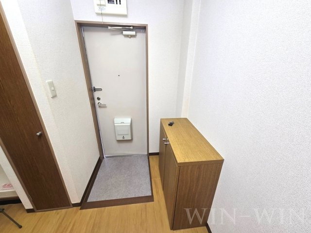 ウィングコート ベイロード 2の玄関