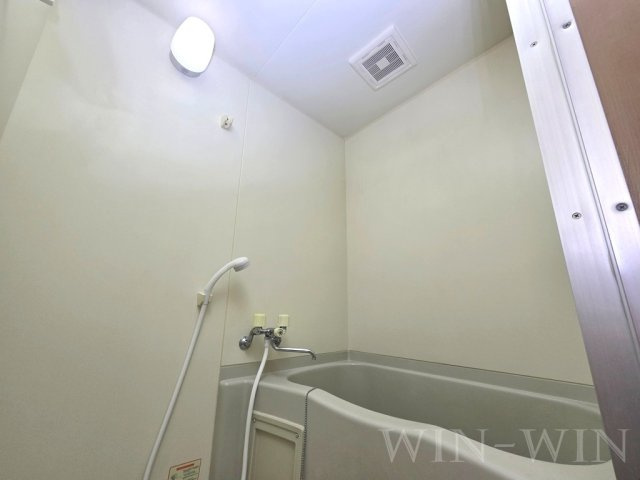 ウィングコート ベイロード 2の浴室