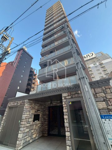 ラクラス江戸堀の外観