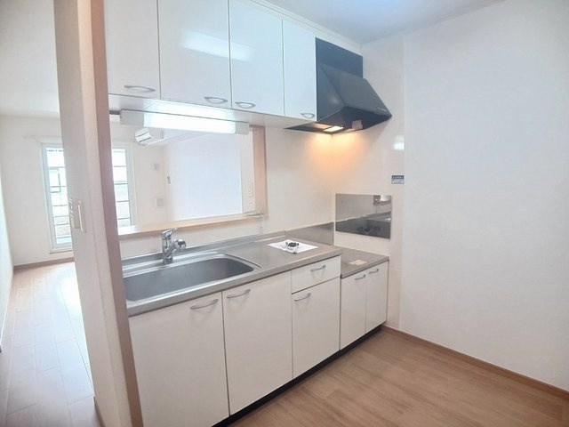 オーブ　メゾン　アミナ　Ｂ棟のキッチン