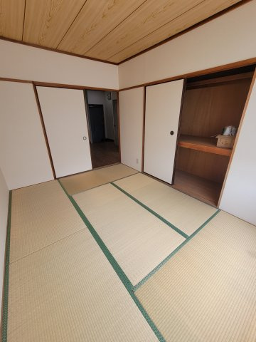 サングレード高槻の和室