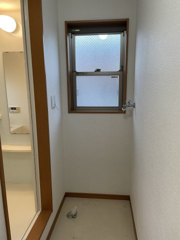 ファミールさかえの設備|室内洗濯機置き場