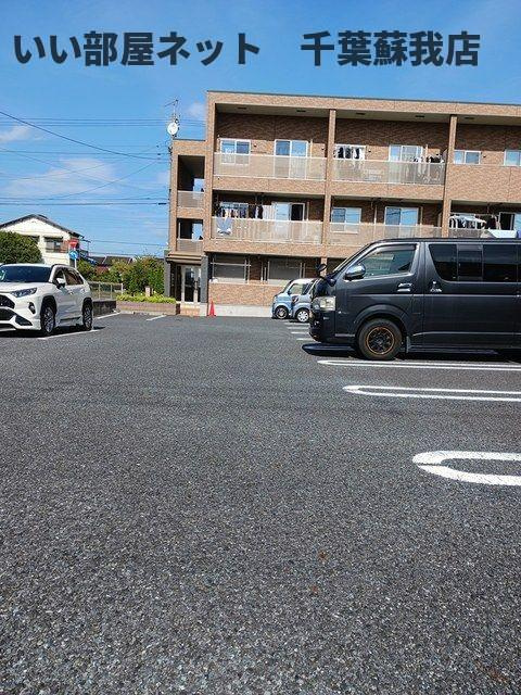 グルワールの駐車場|駐車場完備です