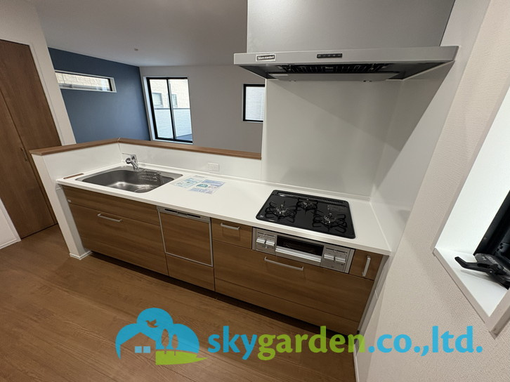 鎌倉市腰越4丁目4期　新築戸建　全3棟3号棟のキッチン