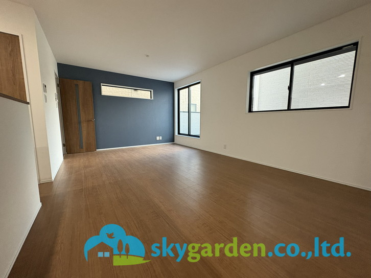 鎌倉市腰越4丁目4期　新築戸建　全3棟3号棟の居間・リビング