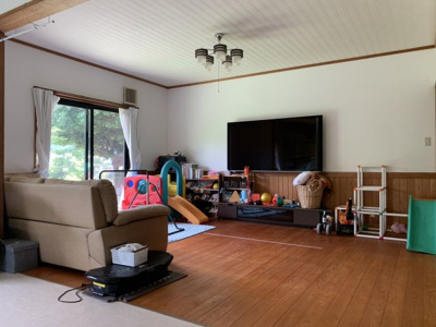 【居間・リビング】 | 氷上町沼中古住宅3800万円