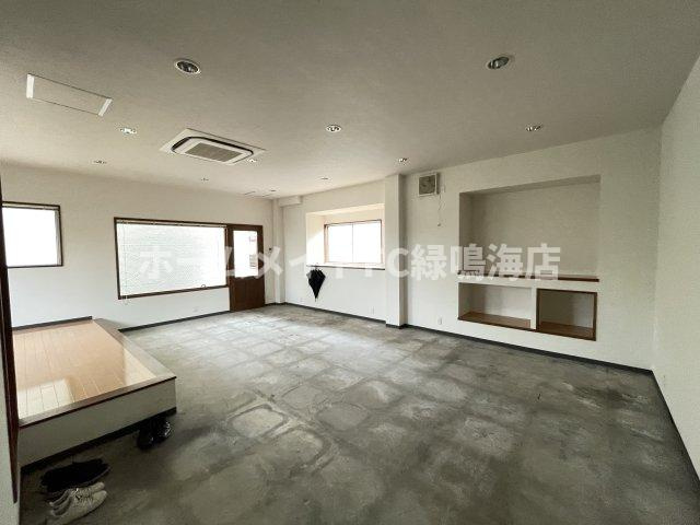 赤池モチロ事務所&倉庫付き戸建て借家のロビー