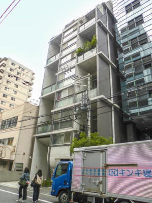 【外観】 | ル・グランデ長堀東 | 本町や心斎橋へのアクセス良好♪
コンクリート打ちっぱなしのモダンデザイナーズなマンション！