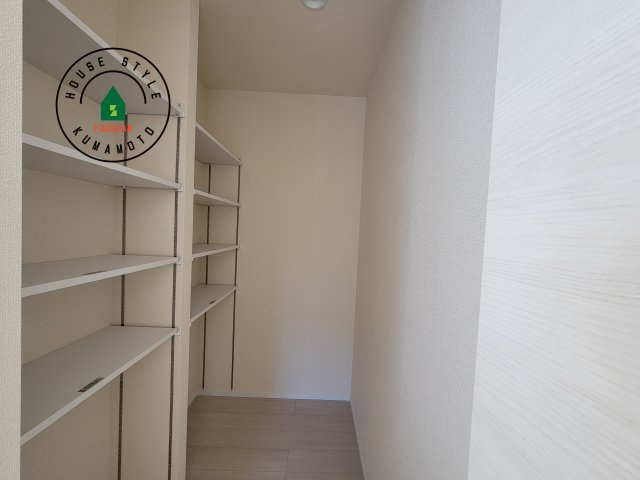 熊本市南区並建町第2-2棟（1号棟）の収納|収納には困りません。