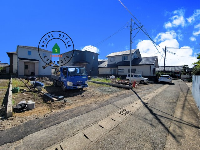 熊本市南区並建町第2-2棟（1号棟）の前面道路含む現地写真|見学の時間などお気軽にお問い合わせ下さい。