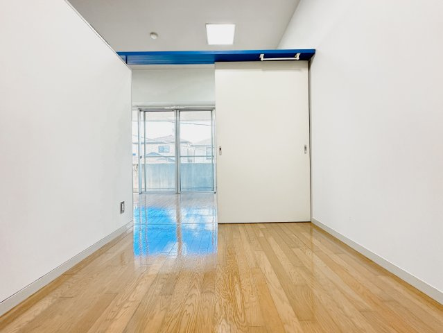 EXT B棟の居間・リビング