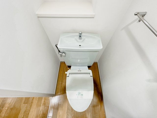 EXT B棟のトイレ