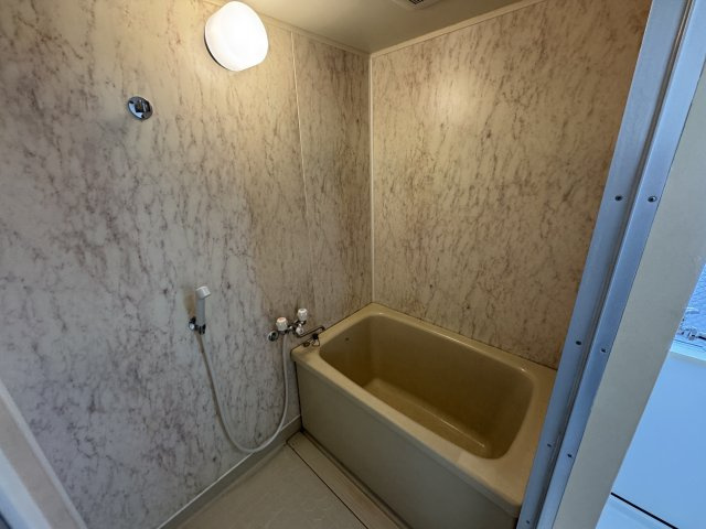 ライフセレクトの浴室