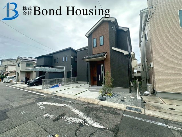 山電 東垂水駅徒歩5分　駐車2台　垂水区泉が丘1丁目　新築戸建の前面道路含む現地写真