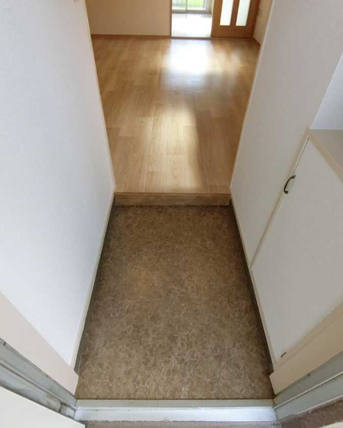 パークマンション　角部屋　追い焚き　駐輪場の玄関