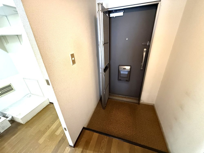 【玄関】 | ファミリープラザ泉北光明池C棟 | 玄関です。