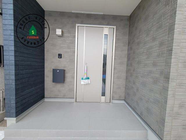 熊本市東区月出7丁目第1-5棟（C号棟）の外観：施工例|おでかけの時も帰った時も、「我が家」を最初に感じでもらえる素敵な空間に。