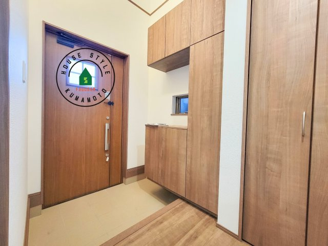 熊本市東区月出7丁目第1-5棟（D号棟）の防犯設備|二重ロックでしっかり防犯対策ができます。