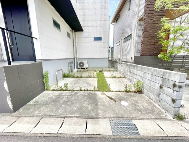 日進市浅田町上小深田戸建の駐車場|駐車場