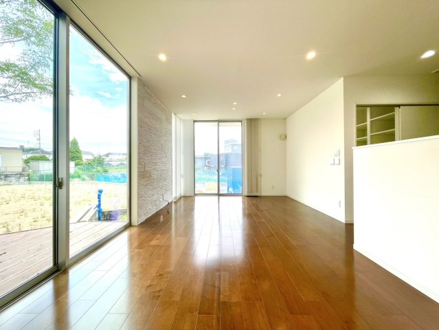 日進市浅田町上小深田戸建の居間・リビング|LDK約18.0帖