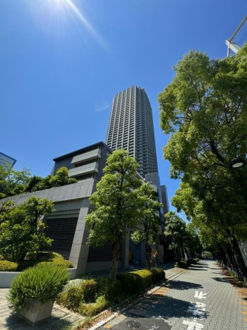 【外観】 | ★仲介手数料無料★晴海アイランドトリトンスクエアビュータワー（バルコニーから東京タワー・スカイツリーを望む）