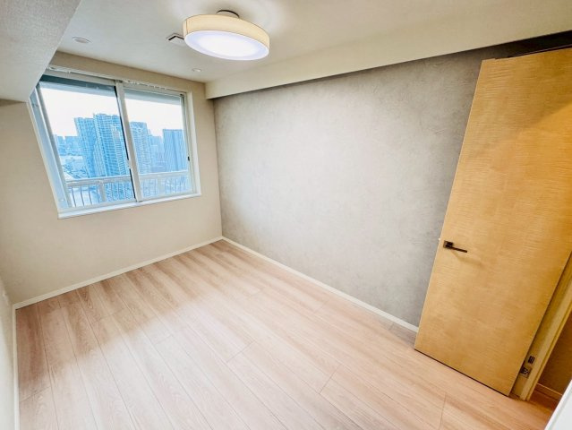 【洋室】 | ★仲介手数料無料★晴海アイランドトリトンスクエアビュータワー（バルコニーから東京タワー・スカイツリーを望む）